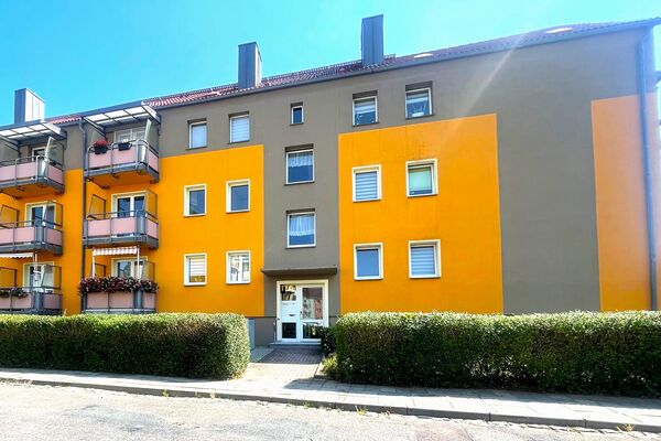 Wohnglück mit Balkon - Charmante Zwei-Zimmer-Wohnung